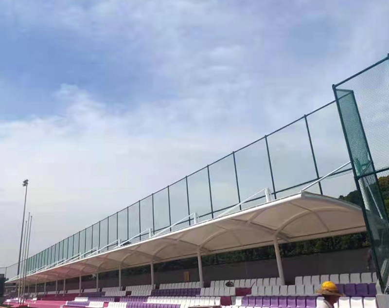 佛蘭空間膜結構公司在廣州市增城區(qū)某學校操場膜結構看臺工程圓滿驗收！